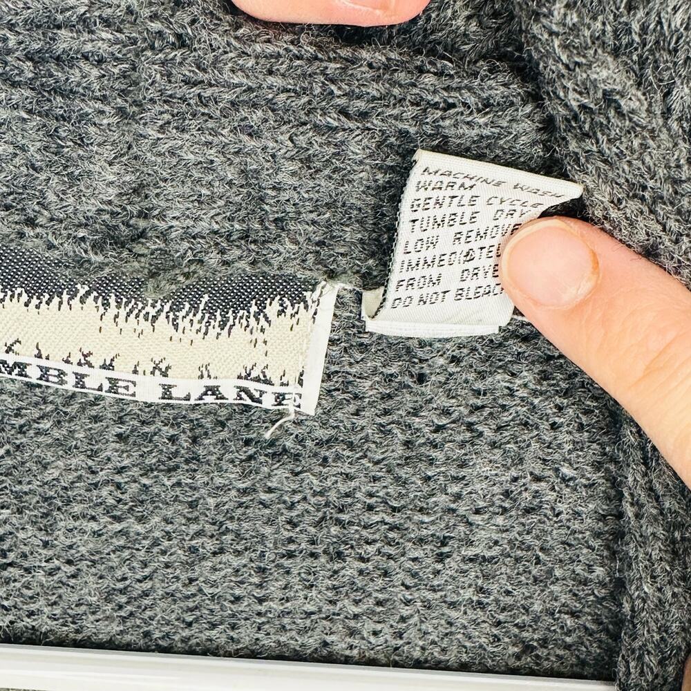 Bramble Lane Gray Acrylic Sleeveless Button Front Striped Sweater Vest Size L - Picture 4 of 7